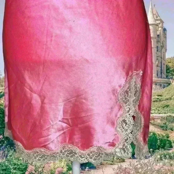 Y2k 2012 Shimmery Pink Victoria’s Secret Slip Size Large - Picture 7 of 9